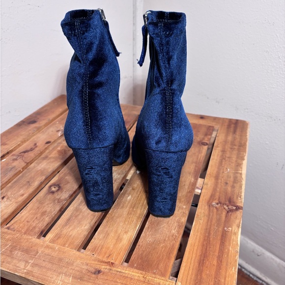 Steve Madden Blue Velvet Platform Boots - Picture 3 of 13
